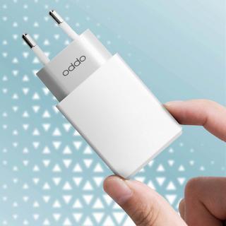 OPPO  Oppo 10W Ladegerät + USB / USB-C Kabel 