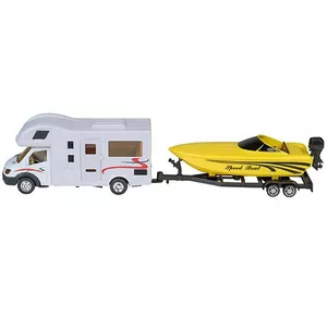 Wohnmobil mit Rückzug & Boot