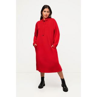 Ulla Popken  Robe midi en molleton. Col montant, manches longues et poches. Modal mélangé. 