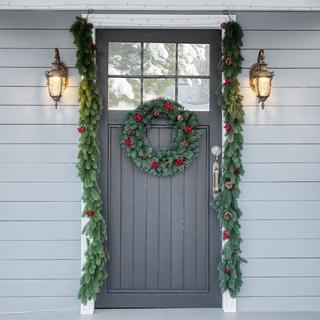 Northio Guirlande de Noël artificielle de 1,9 m, décoration florale avec pommes de pin, baies, sapin pour escaliers, cheminée, PE vert  