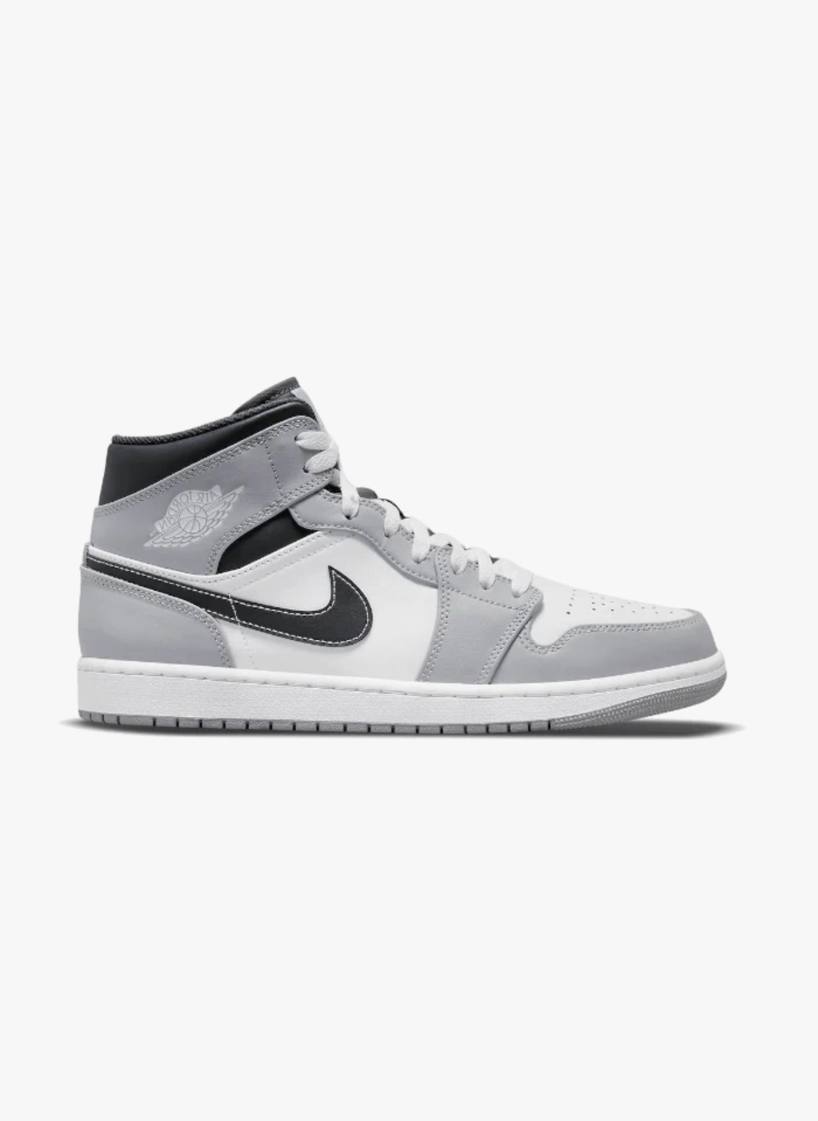 NIKE  Air Jordan 1 Mid Light Smoke  Anthracite 