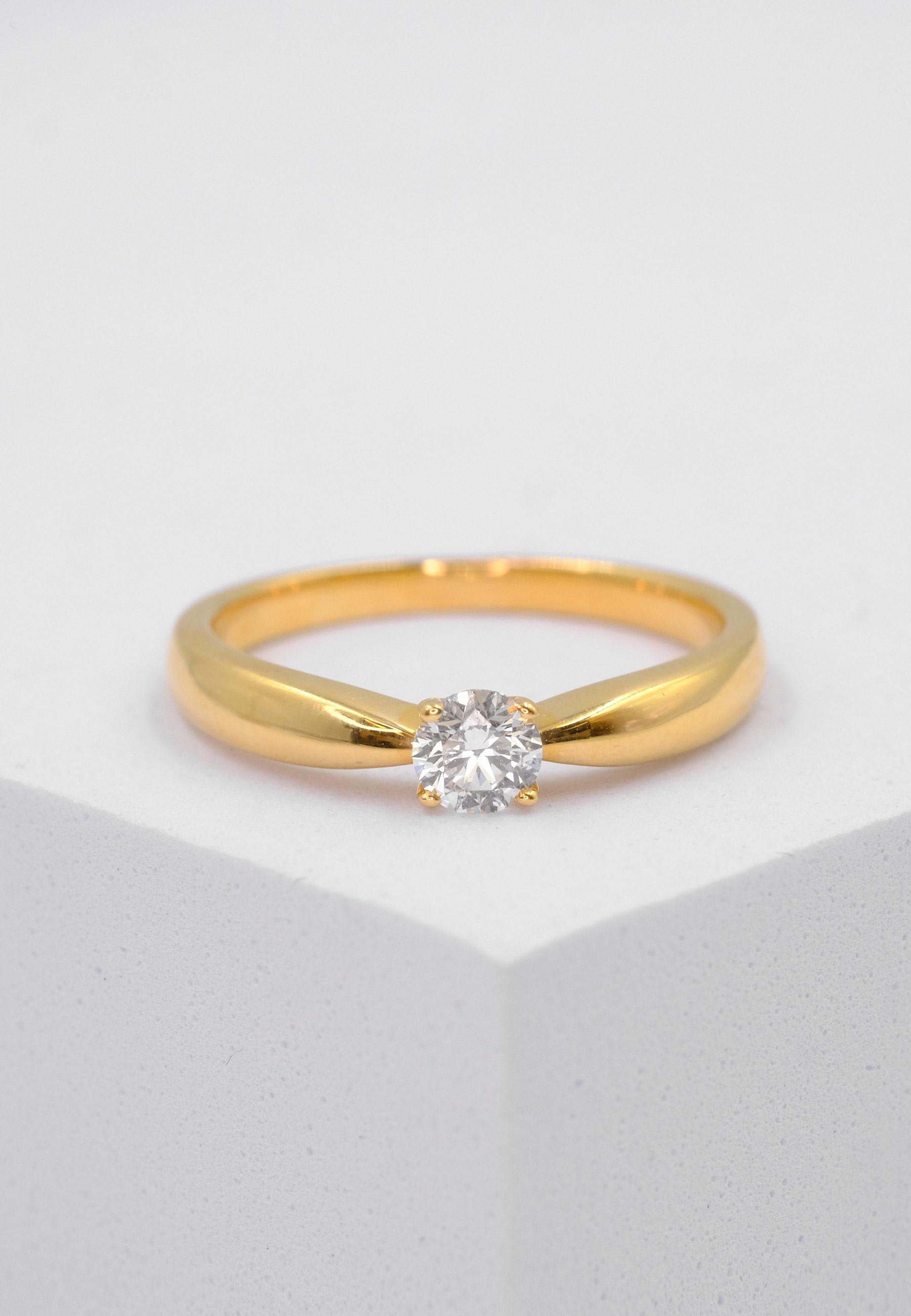 MUAU Schmuck  Solitaire Ring Diamant 0.30ct. Gelbgold 750 