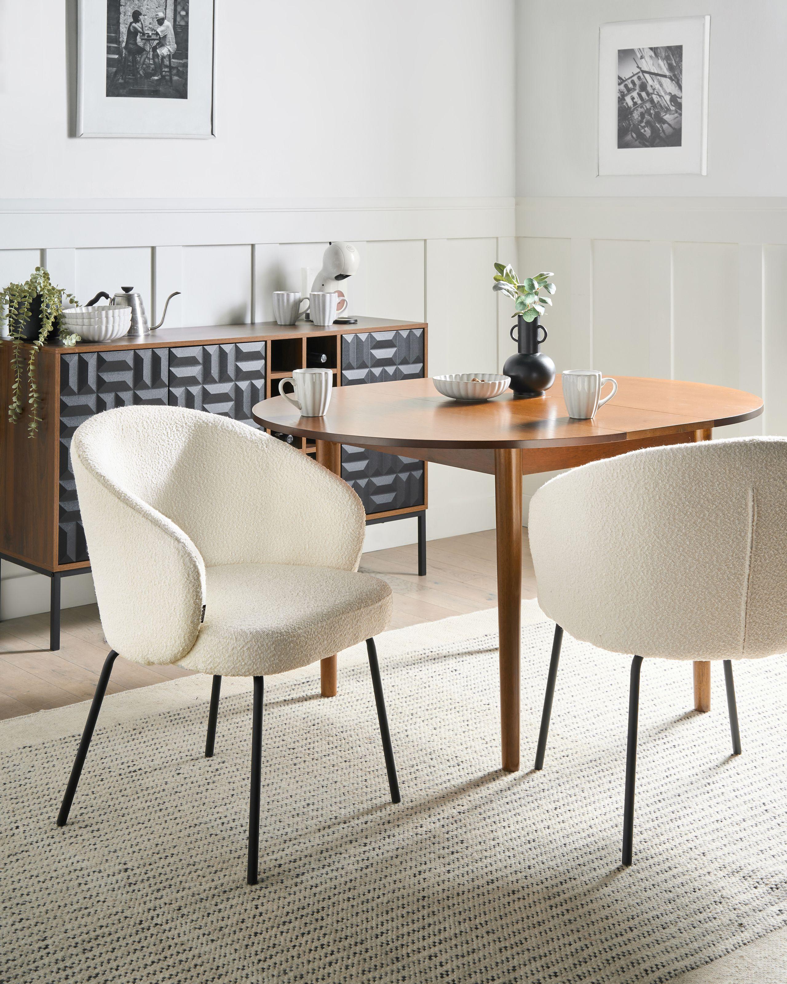 Beliani Lot de 2 chaises de salle à manger en Bouclé Minimaliste LUDDEN  