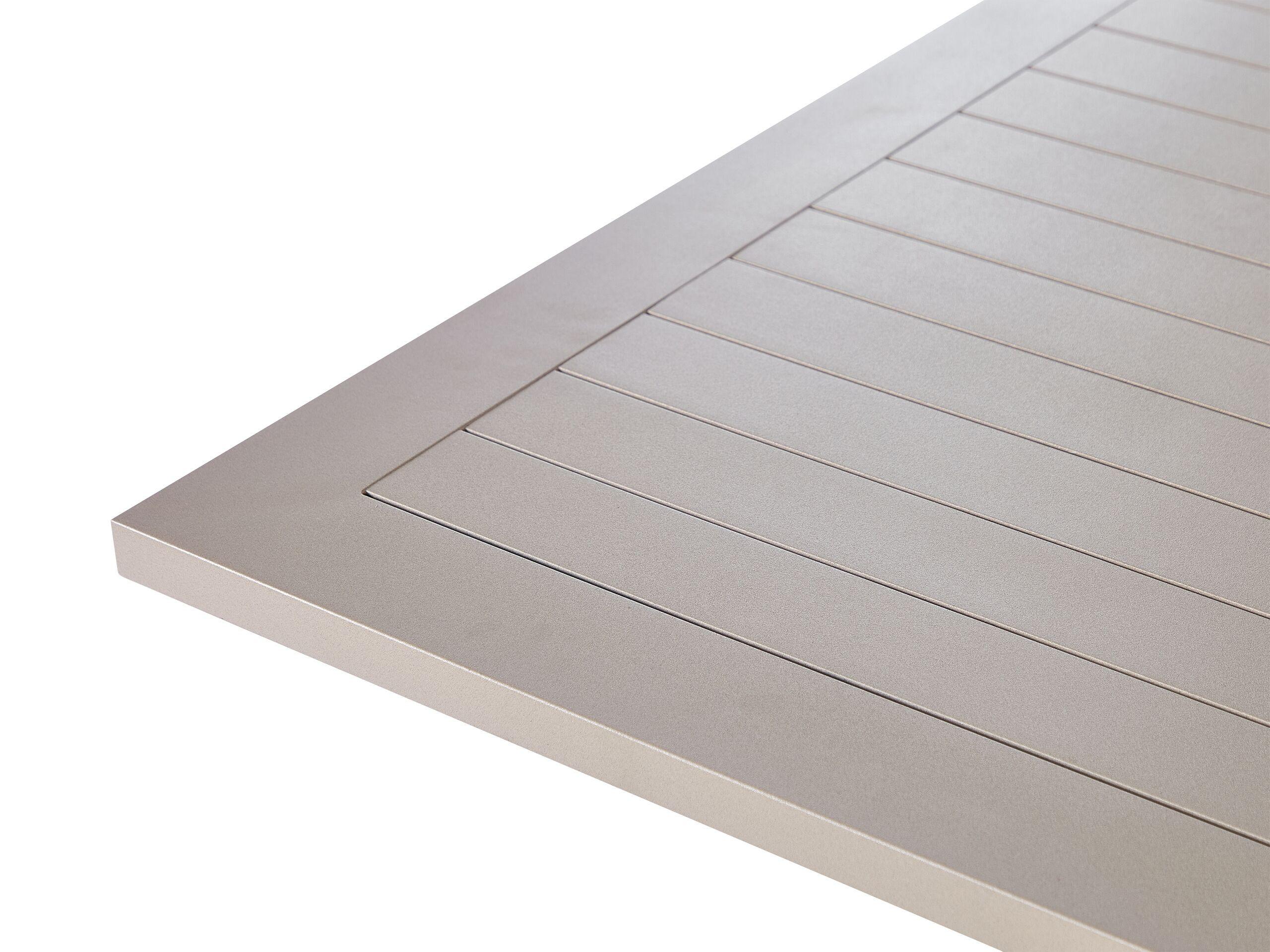 Beliani Tavolo da pranzo da giardino en Alluminio Industriale CASCAIS  