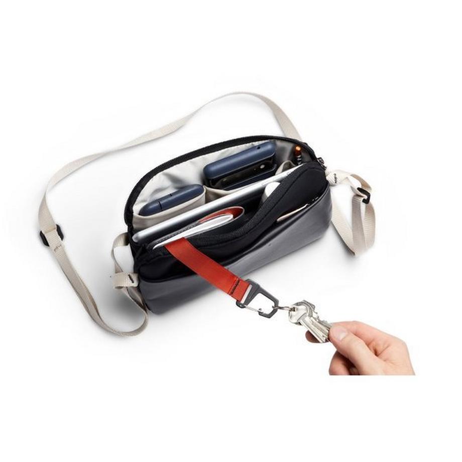 bellroy City Pouch Plus Premium Noir Sable  