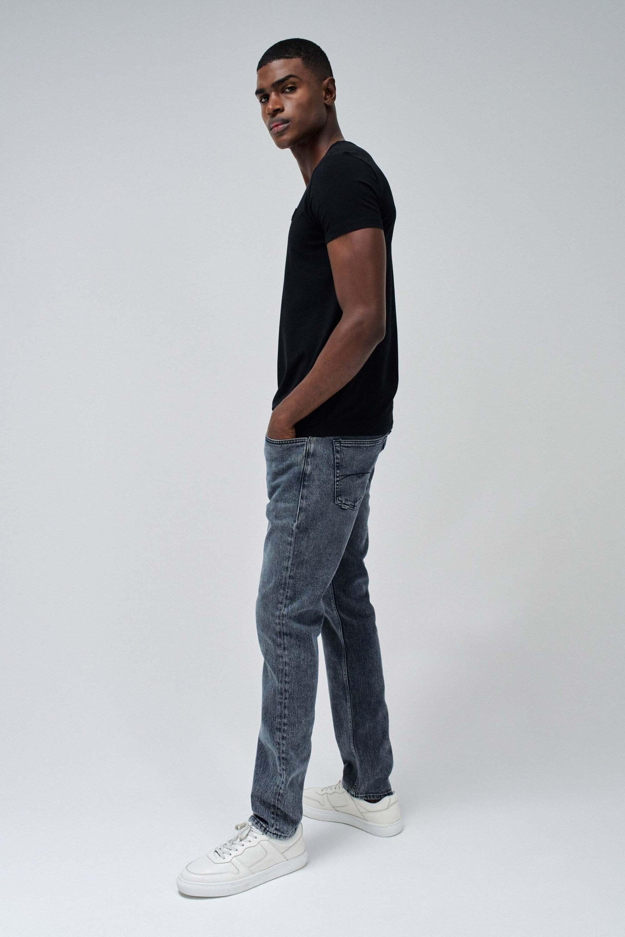 Salsa T-Shirt V-Neck Cotton Lycra Metal Badge  