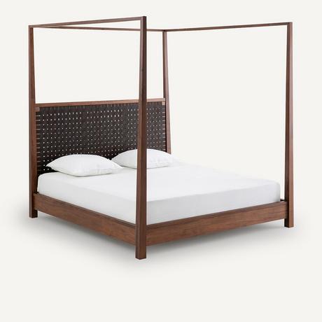 AM.PM Himmelbett Nussbaum massiv  