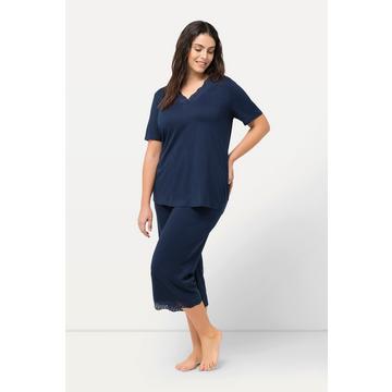 Pyjama en modal, avec broderie ajourée, col en V et manches courtes