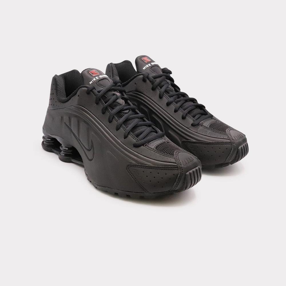 NIKE  Shox R4 - Black 