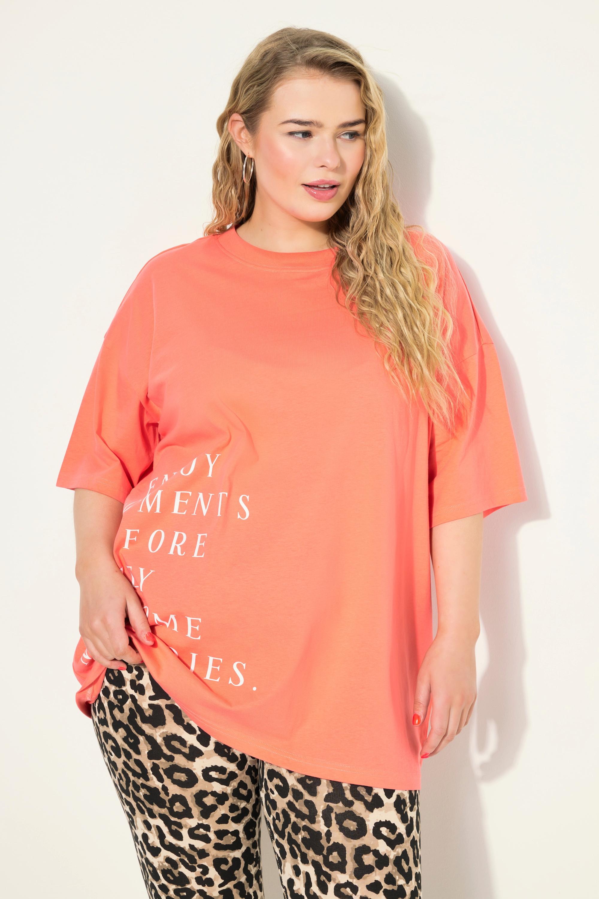 Studio Untold  T-shirt dal taglio oversize con stampa con scritta, scollo a girocollo e mezze maniche 