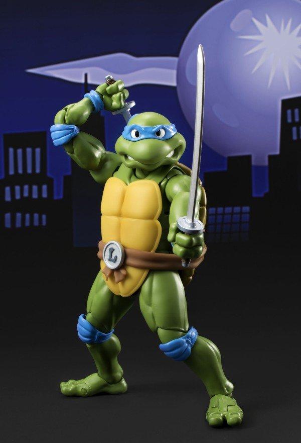 Image of Gelenkfigur - S.H.Figuart - Teenage Mutant Ninja Turtles - Leonardo