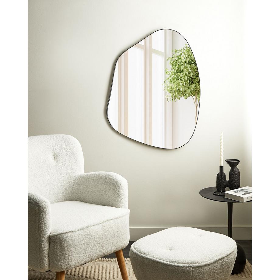 Beliani Wandspiegel aus Eisen Minimalistisch PUTEAUX  