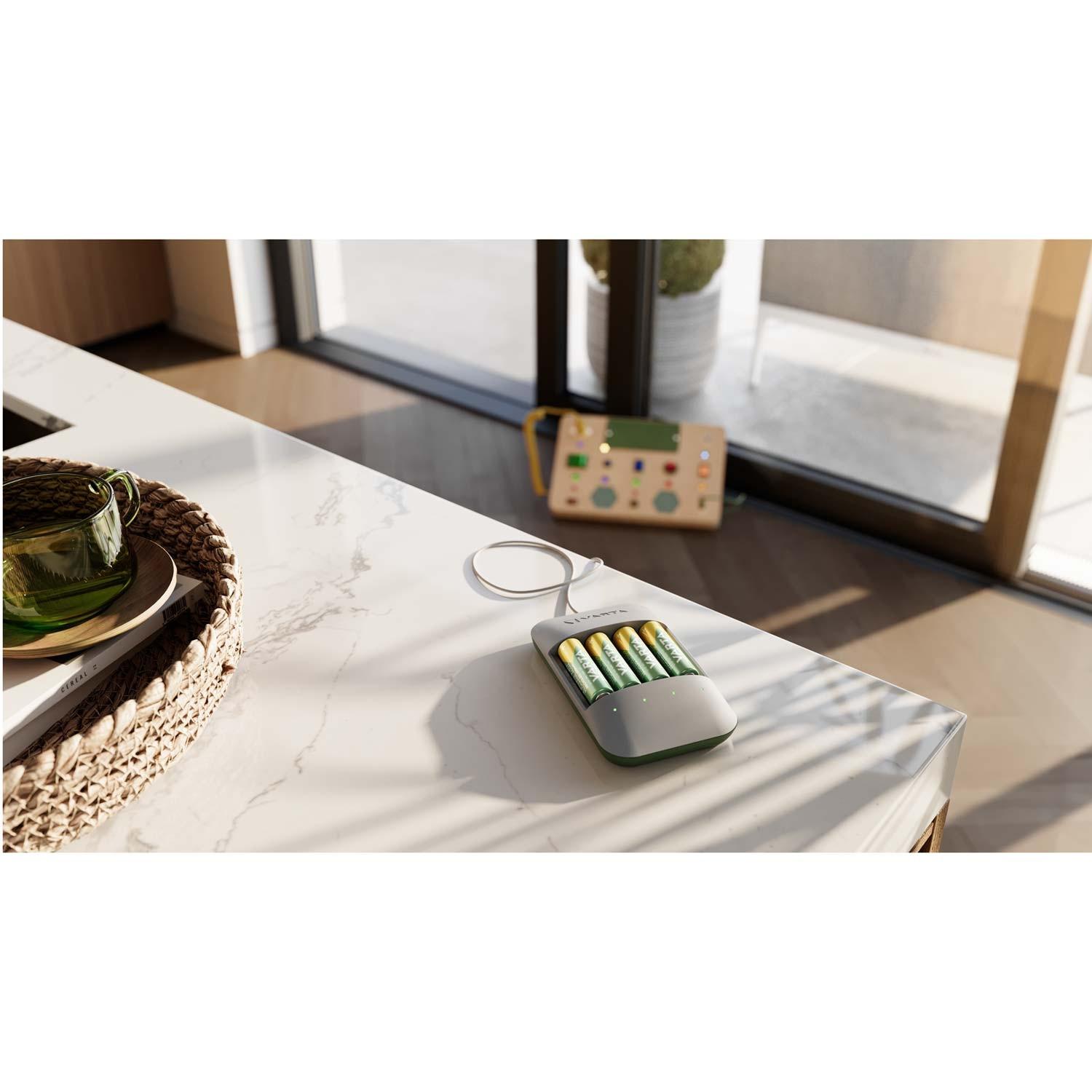 VARTA  Eco Charger Pro Recycled 4x AA 2100 mAh Box 