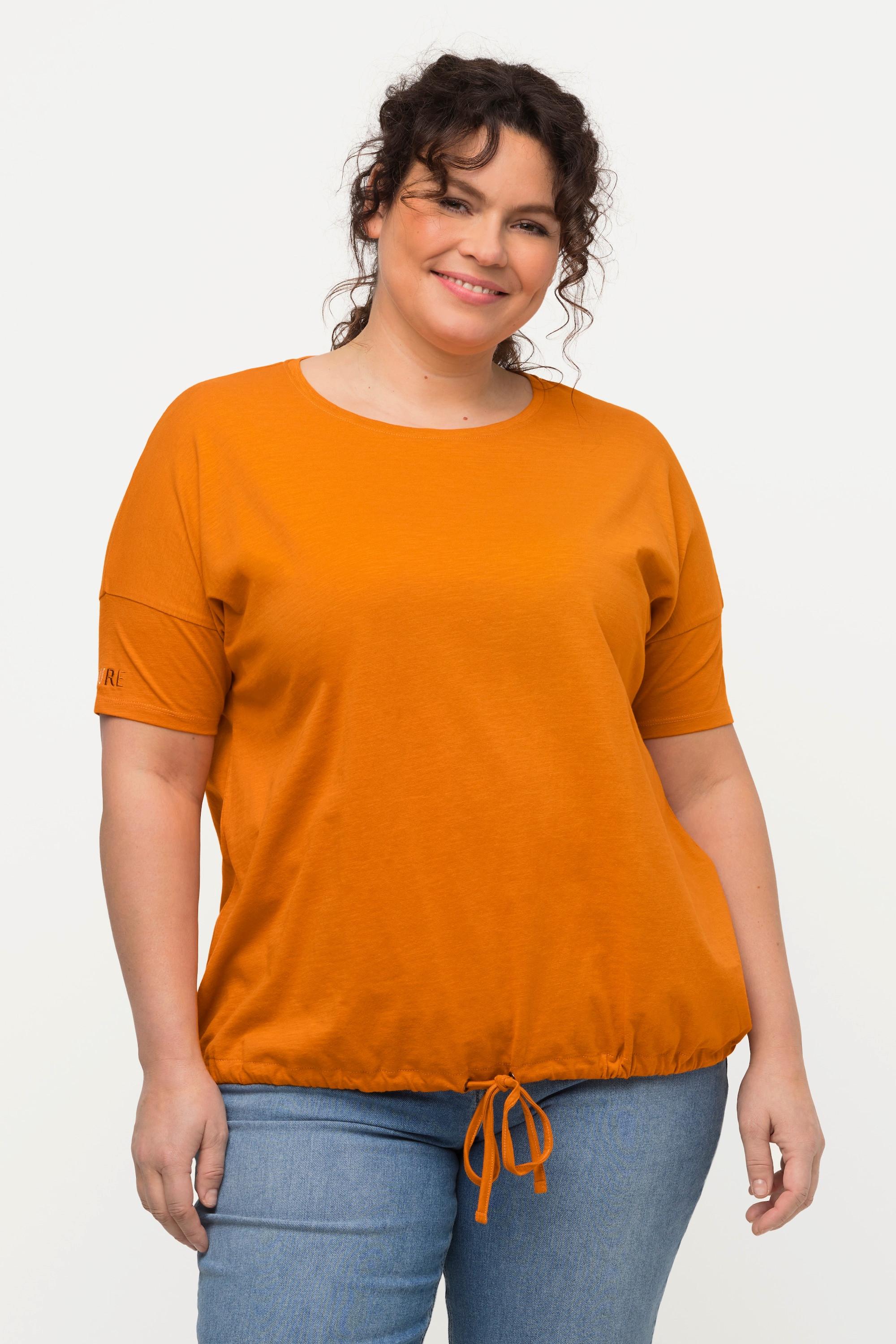 Ulla Popken  T-shirt di cotone biologico con scollo a girocollo, mezze maniche e orlo con fascia 