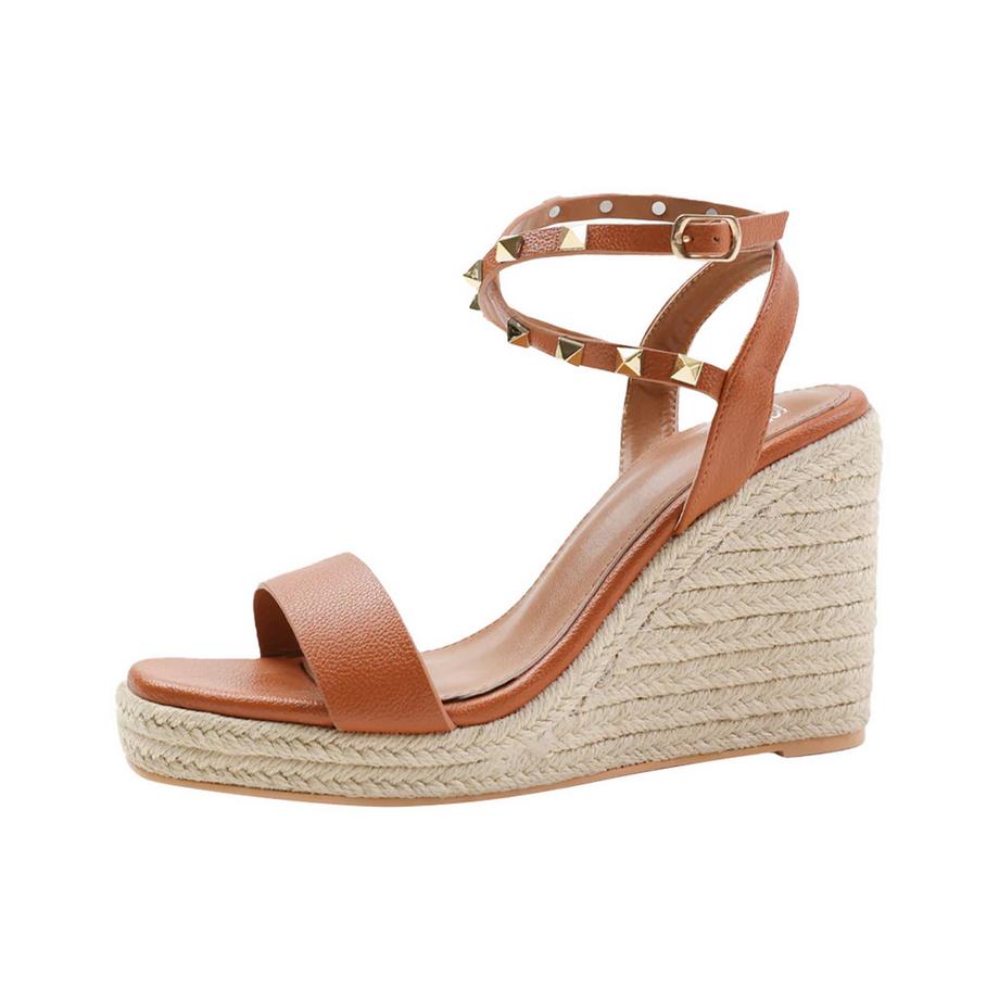 Where's That From Sandale à Talon Compensé avec Clous et Semelle Espadrille  