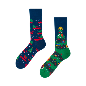 X-Mas Tree Socks - Many Mornings