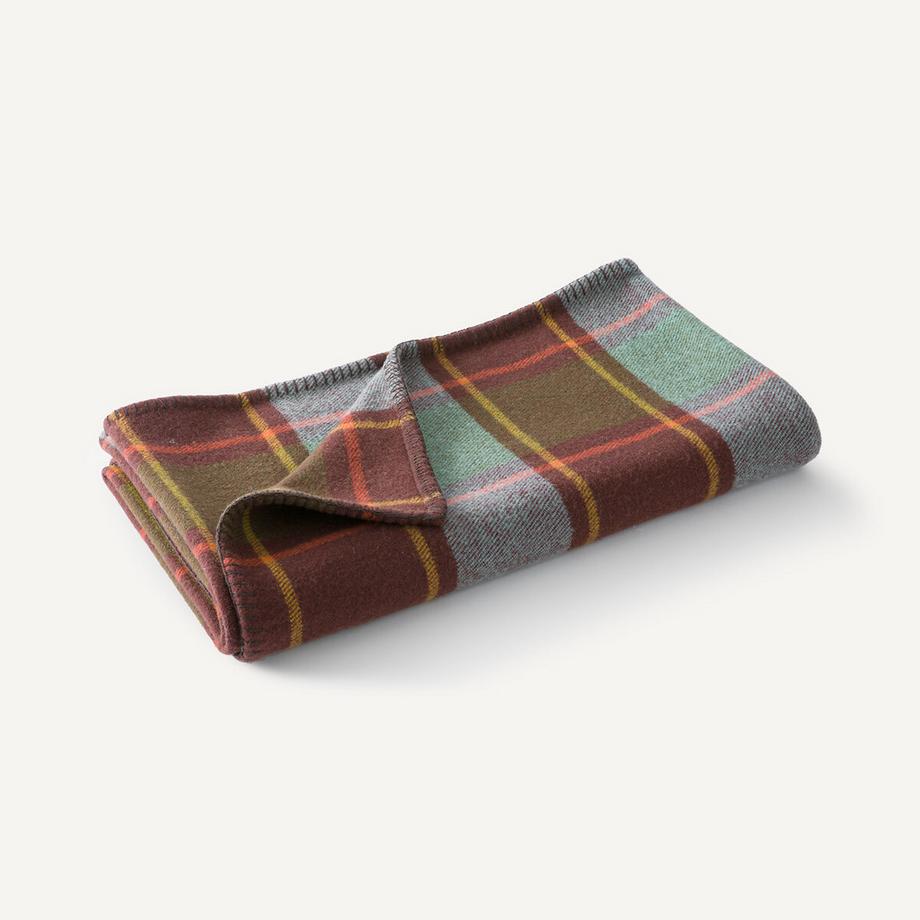 Plaid à carreaux en laine