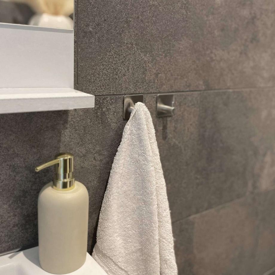 Intirilife 4x Handtuchhalter Handtuchhaken selbstklebend  