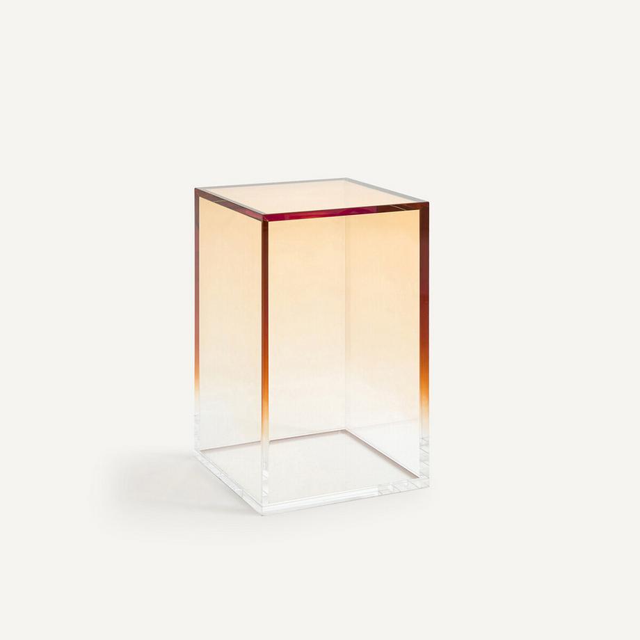 Bout de canapé acrylique dégradé