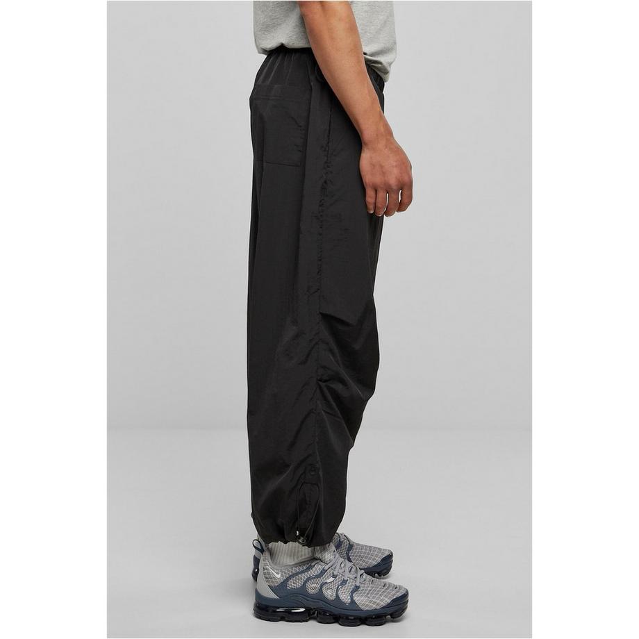 URBAN CLASSICS Pantaloni paracadute in nylon  