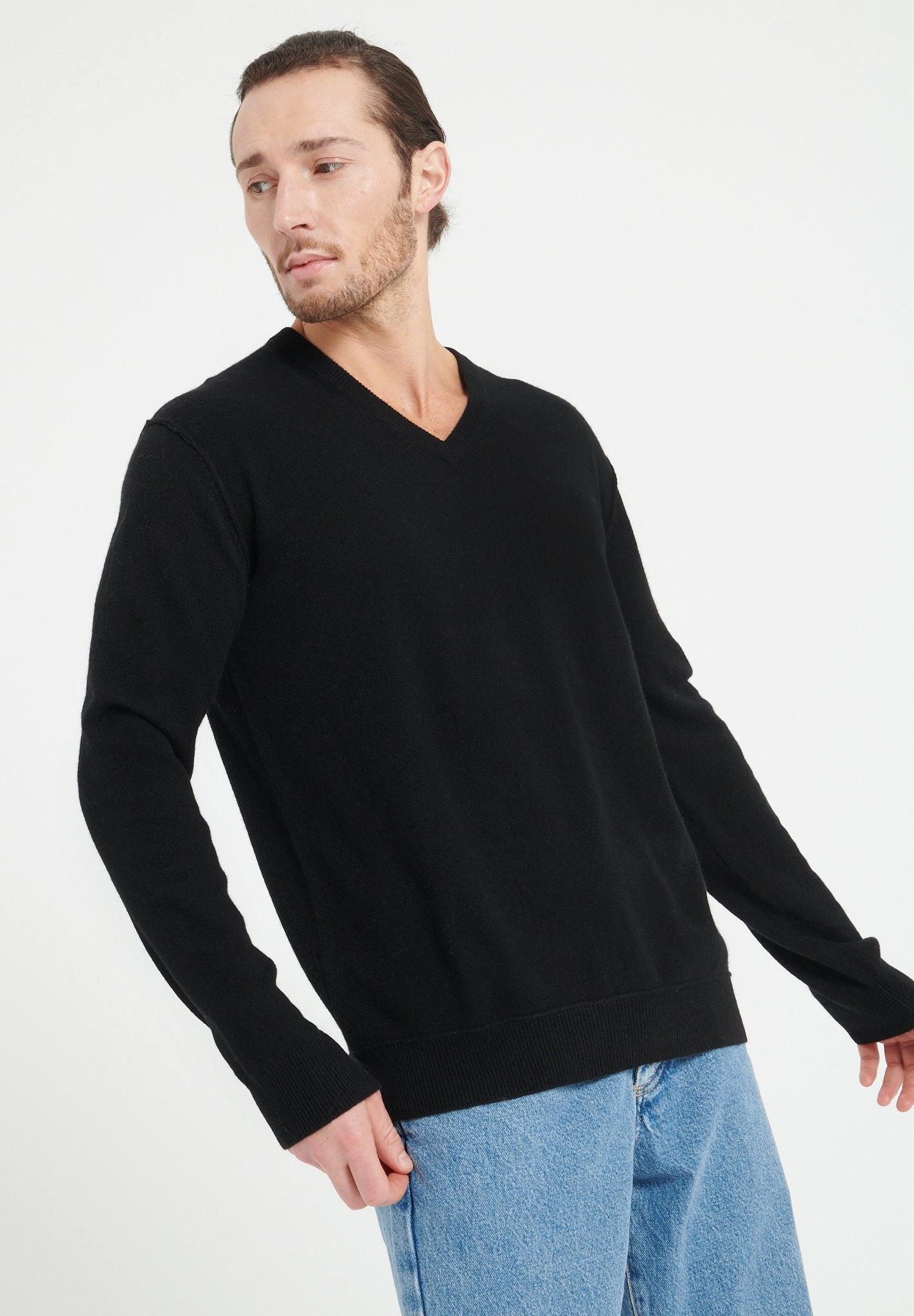 Studio Cashmere8  LUKE 11 Maglione con scollo a V - 100% cashmere 