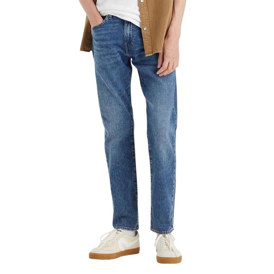 Levis Jean Free To Be Cool  