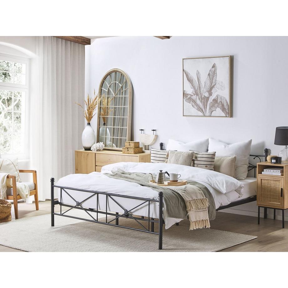 Beliani Lit avec sommier en Acier Traditionnel RODEZ  