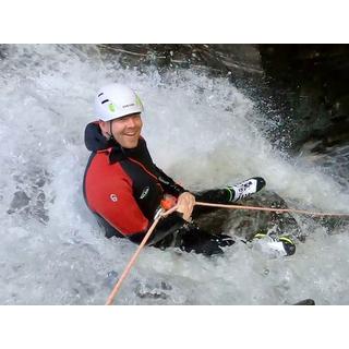 Smartbox  Cours de canyoning de 4h pour 2 débutants dans le canton du Tessin - Coffret Cadeau 