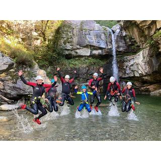 Smartbox  Cours de canyoning de 4h pour 2 débutants dans le canton du Tessin - Coffret Cadeau 