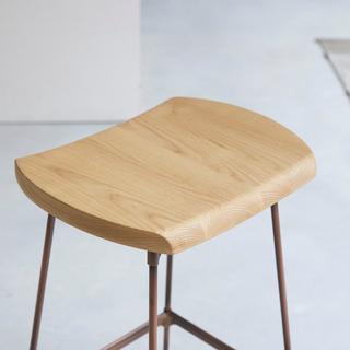 Tikamoon Sgabello alto in frassino e metallo copper Diego  