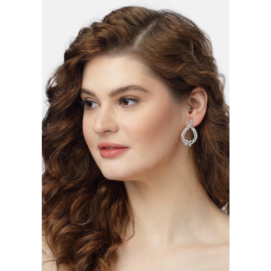 AVANT-GARDE PARIS  Funkelnde Florale Ohrringe 