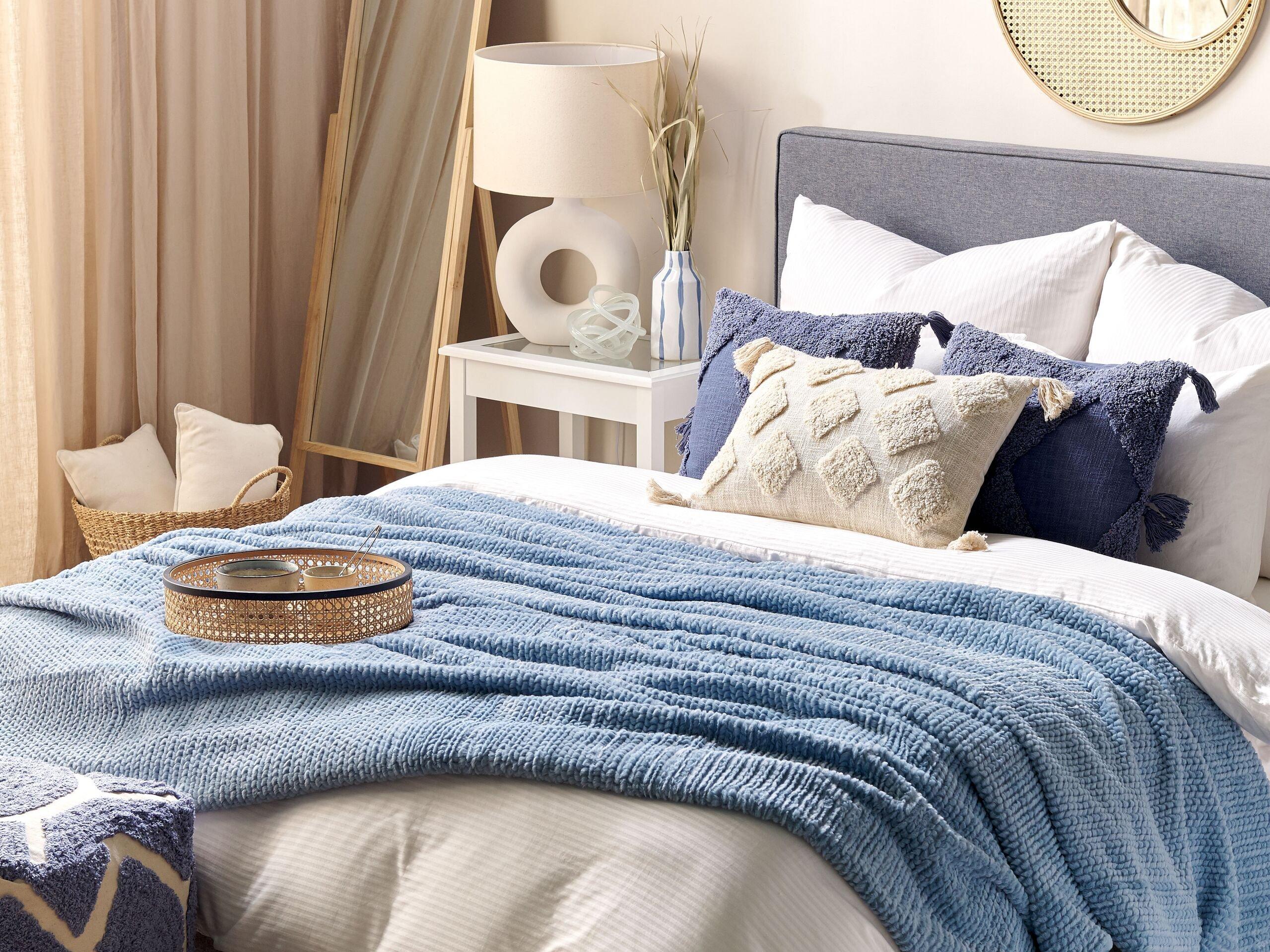 Beliani BJAS Couverture Polaire en Polyester  