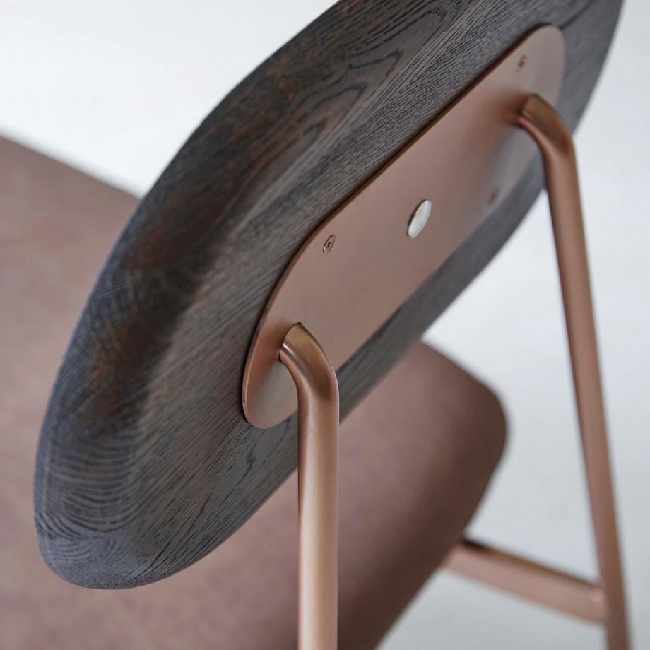 Tikamoon Fauteuil bas Mohawk choco en chêne massif Yutapi  