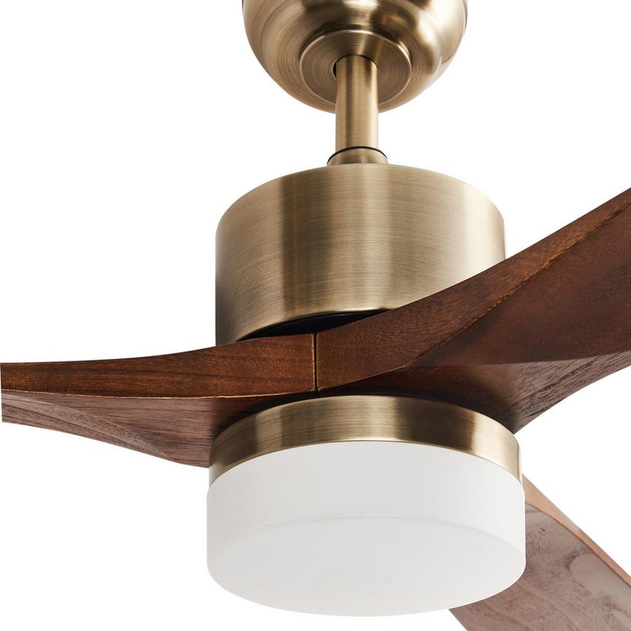 Beliani Ventilatore a soffitto con luce en Legno di Paulownia Classico ARUWIMI  