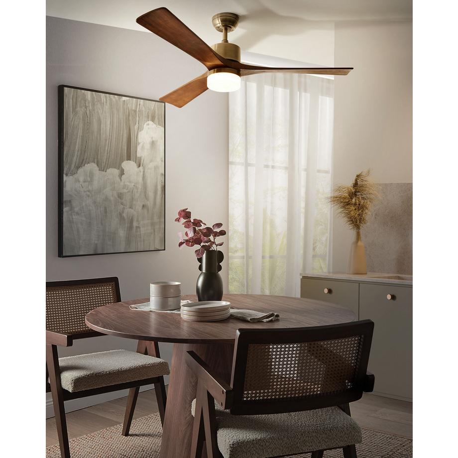 Beliani Ventilatore a soffitto con luce en Legno di Paulownia Classico ARUWIMI  