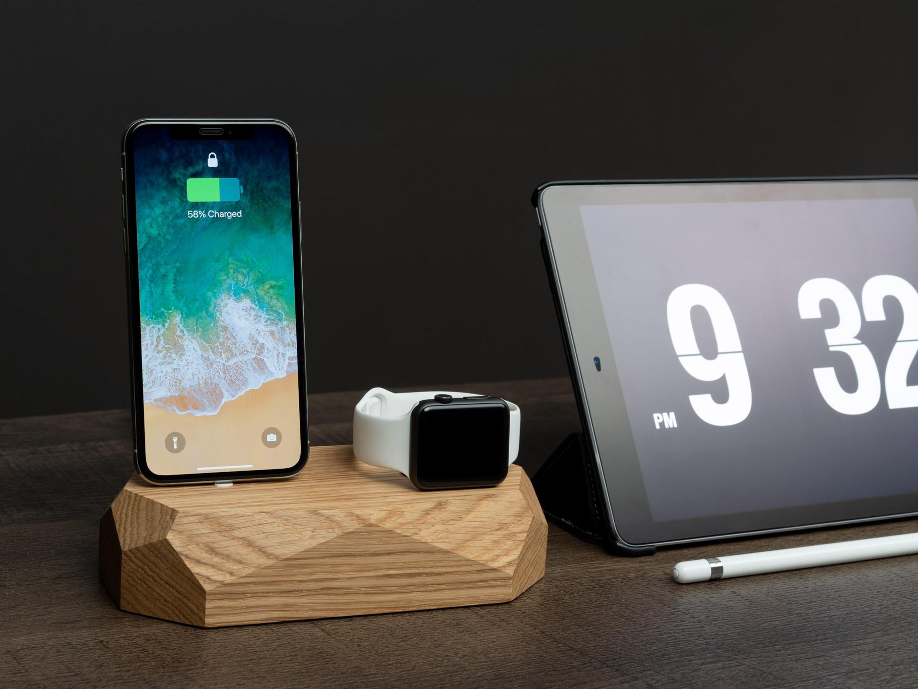 Oakywood  Combo Dock - Dockingstation aus Holz - zum Aufladen von iPhone und Apple Watch 