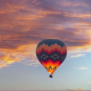 Geschenkidee  Ballonfahrt über den Zurichsee - inkl. Übernachtung (für 2 Personen) 