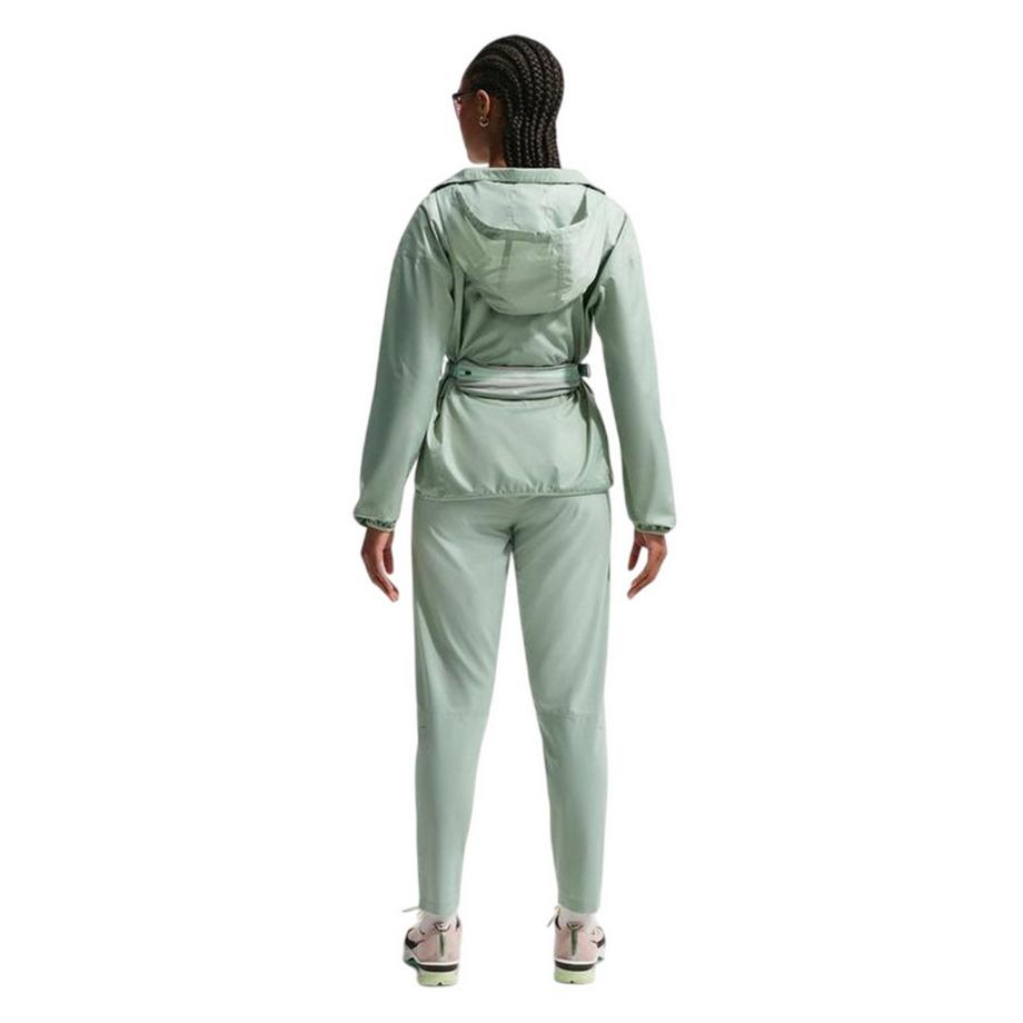 NIKE  Tempo Jacke 