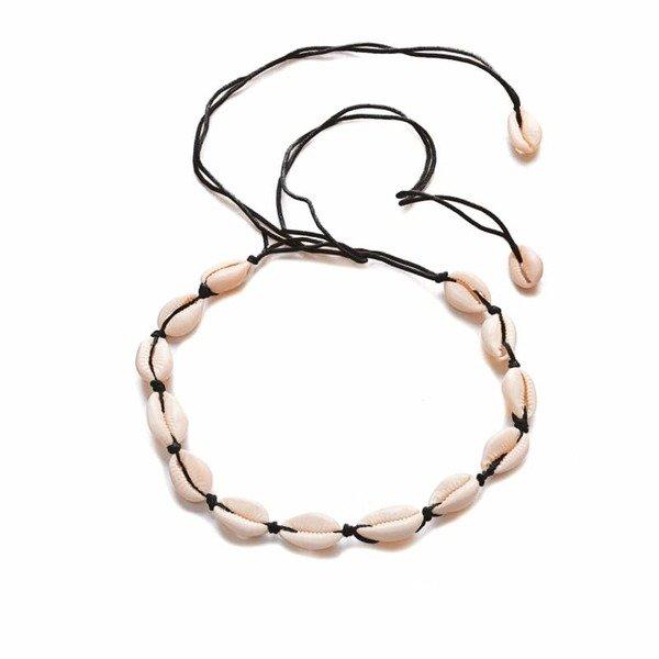 eStore  Collana girocollo con conchiglie bianche 