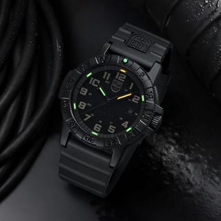 Luminox  Navy Seal XS.0330 Turtle Giant 