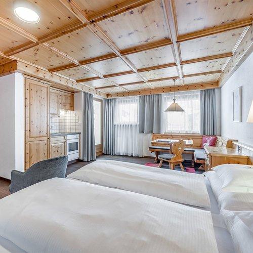 Image of Auszeit In Samnaun - 2 Nächte Inkl. Massage, Gesichtsbehandlung & Spa (für 2 Personen) Unisex