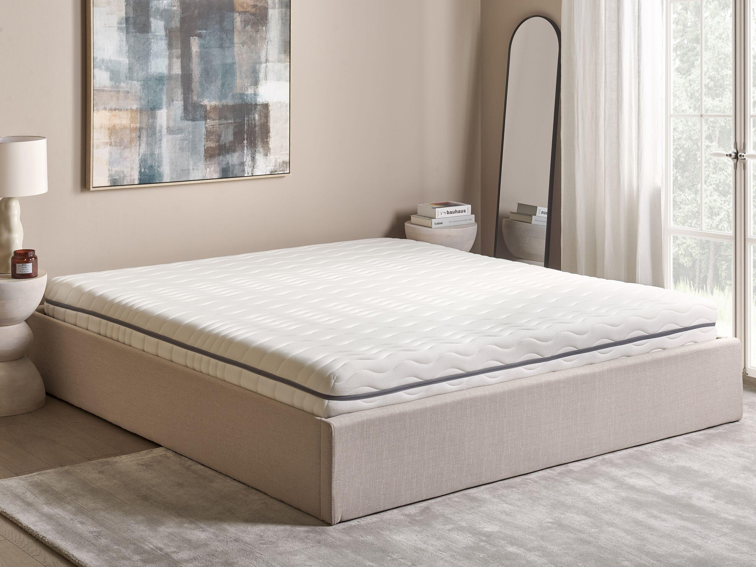 Beliani Matelas à mémoire de forme en Mousse de polyuréthane JOLLY  