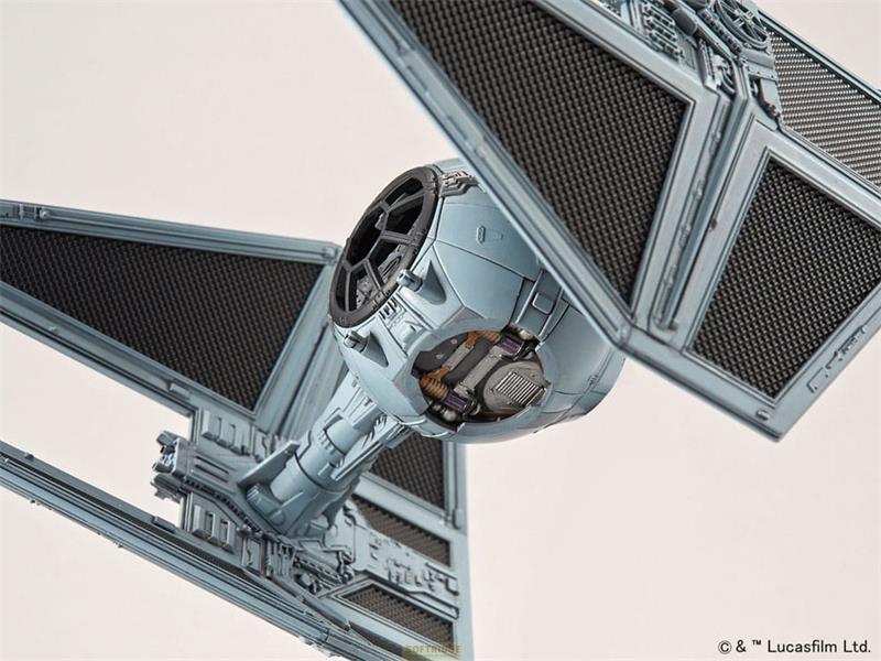 Revell  1:72 BANDAI TIE Interceptor 