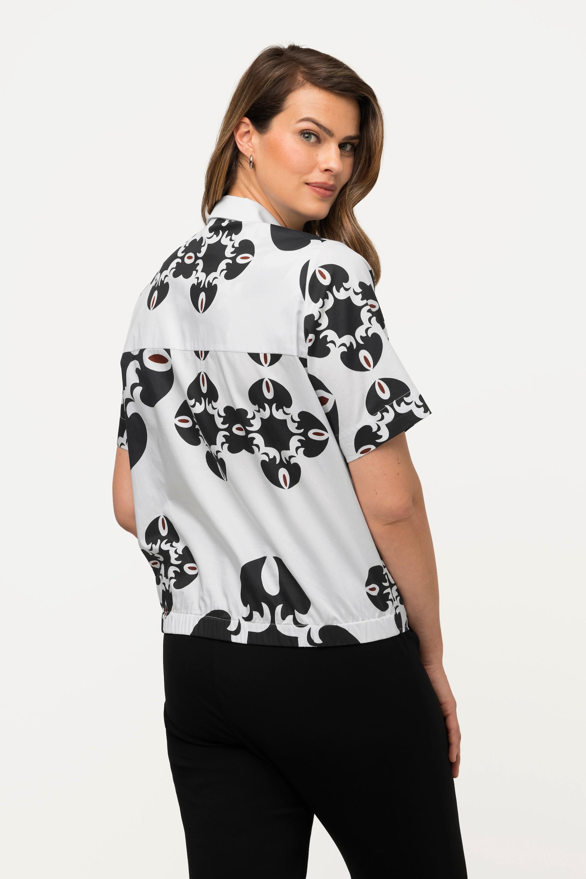 Ulla Popken  Blusa con stampa grafica, orlo con nodo, collo da camicia e mezze maniche 