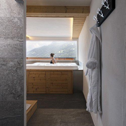 Image of Wellnessaufenthalt In St-luc - Inkl. Zugang Zum Spa & 4-gänge-menü (für 2 Personen) Unisex