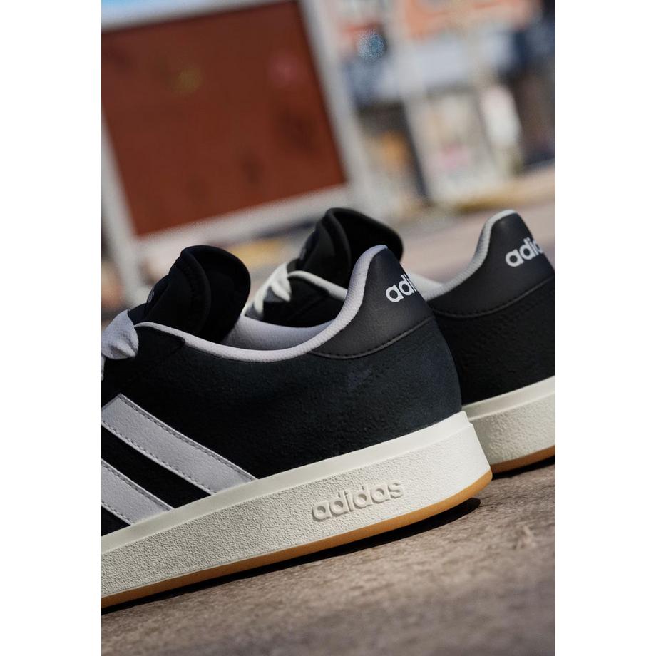 adidas Grand Court Base 00s Sneakers  