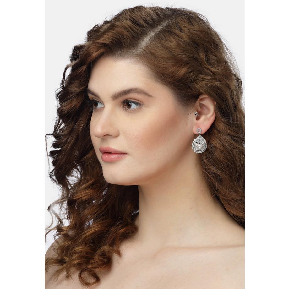 AVANT-GARDE PARIS  Perlmutt-Strahlende Tropfenohrringe 