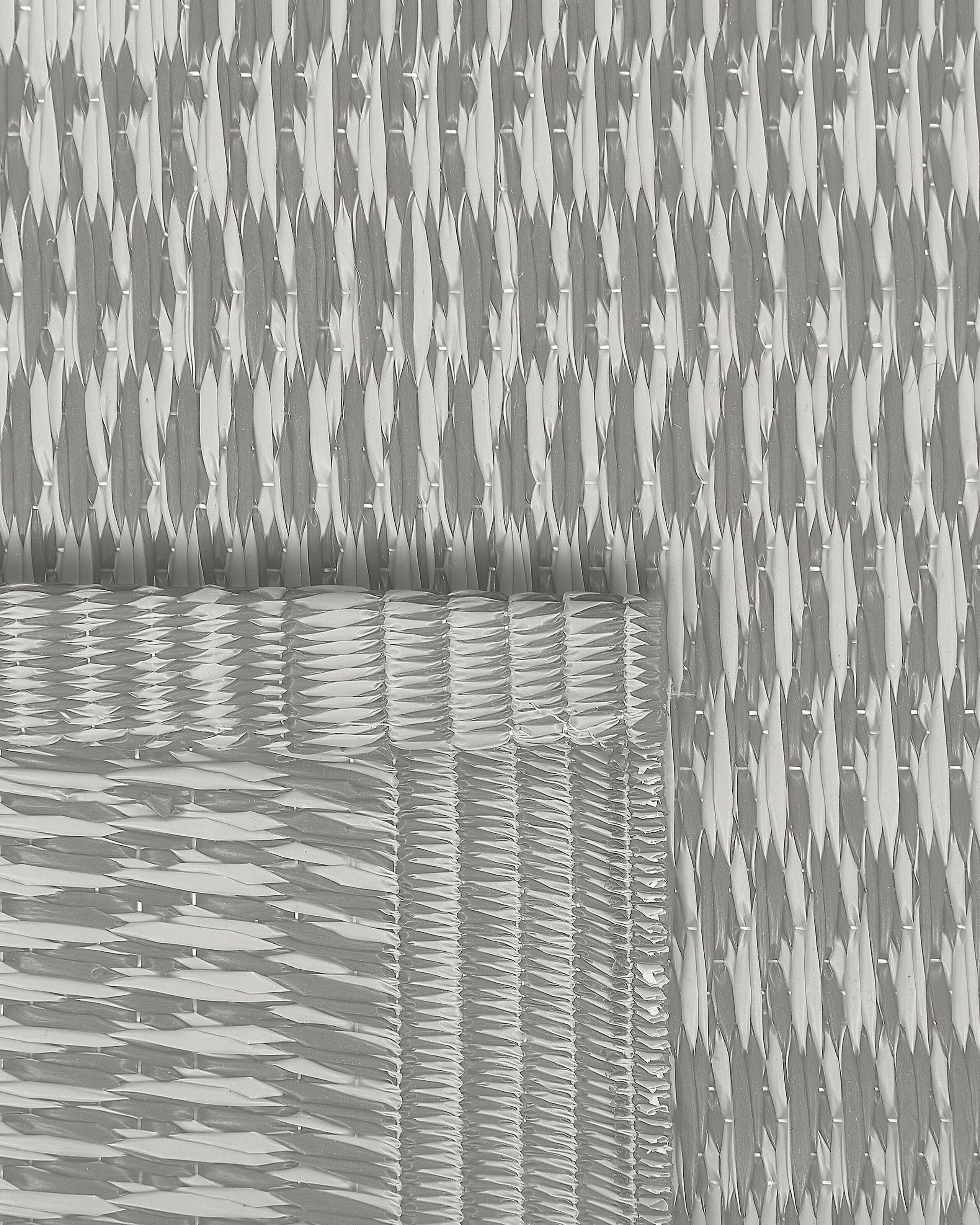 Beliani Tappeto per esterni en Polipropilene Moderno JALNA  