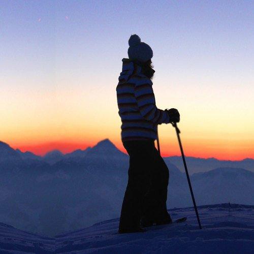 Image of Vollmond / Abendschneeschuhtour Mit Fondueplausch Und Bockerlabfahrt Unisex