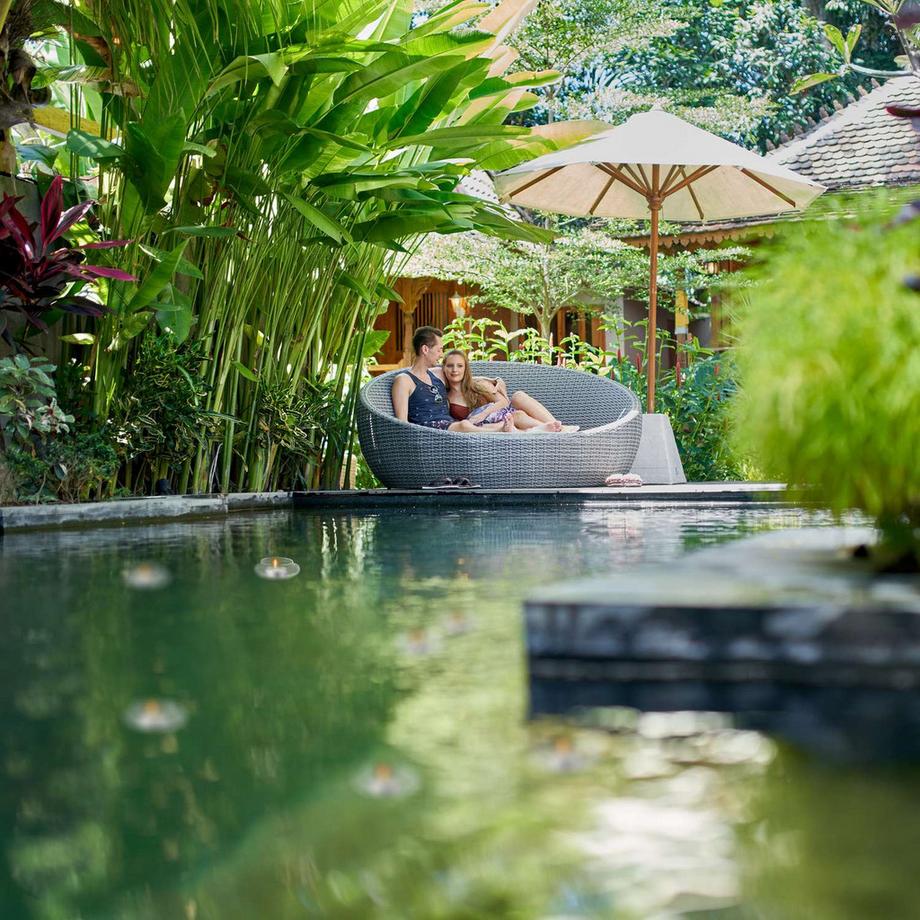 B2X  Schwimmende Teelichthalter 12er Set 